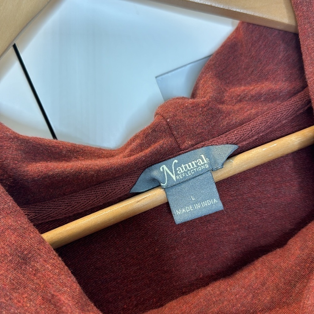 Natural Reflections Long Sleeve Loose Turtleneck Rust Sweatshirt Size: Large - Picture 5 of 10